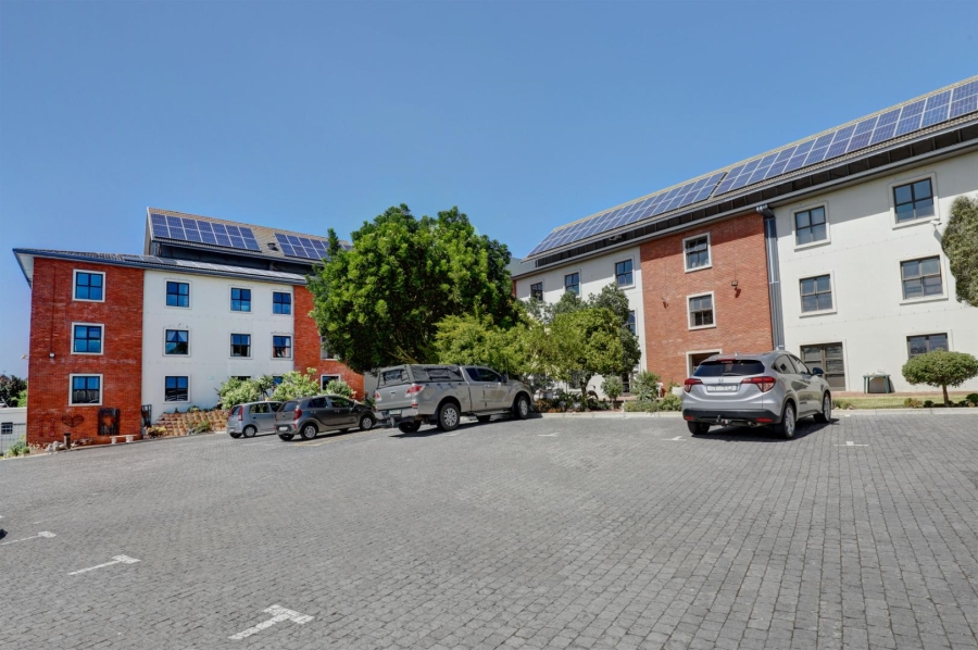 1 Bedroom Property for Sale in Old Oak Western Cape